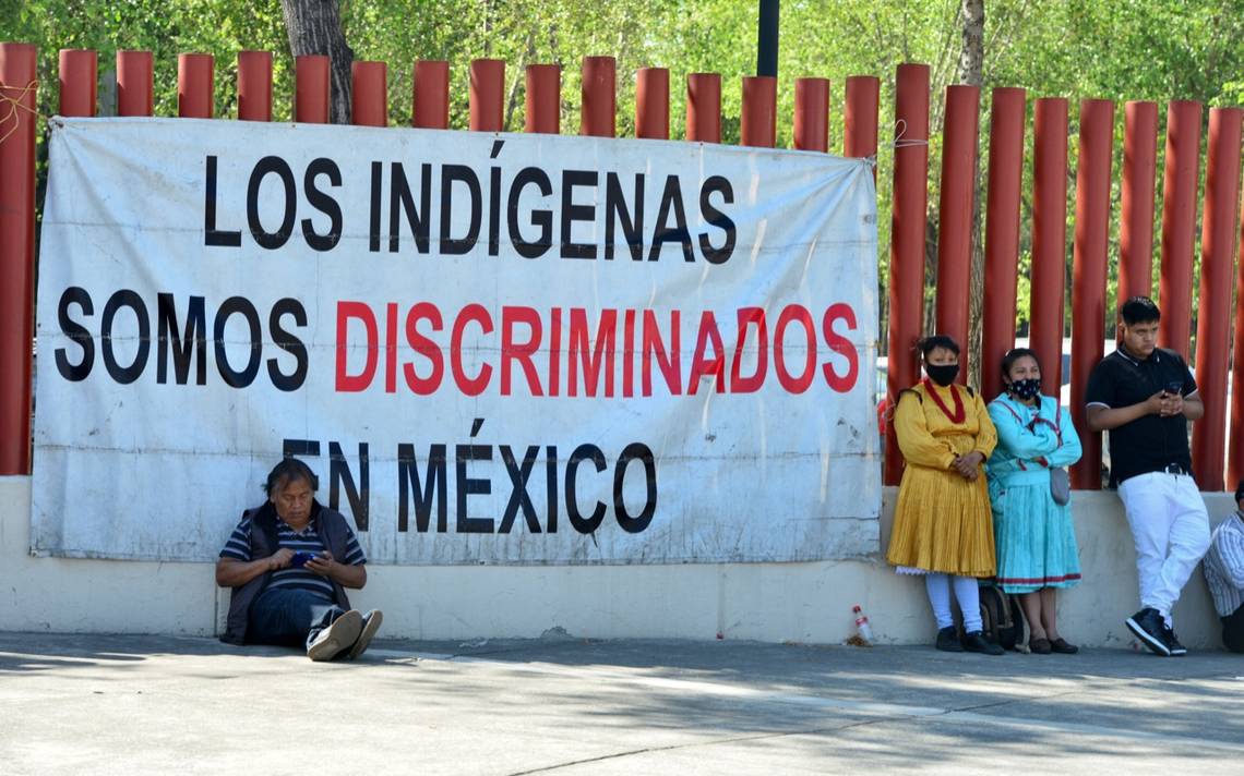 Indígenas protestan frente a la Cámara de Diputados por discriminación en la CDMX El Sol de